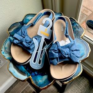 Gymboree little Girl blue denim bow 🎀sandals size 3